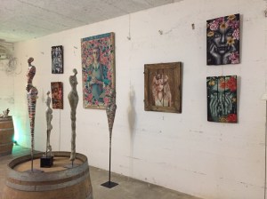 Festival Fine en Bulles exposition d'art et dégustation de champagnes chez les vignerons de Crouttes sur Marne